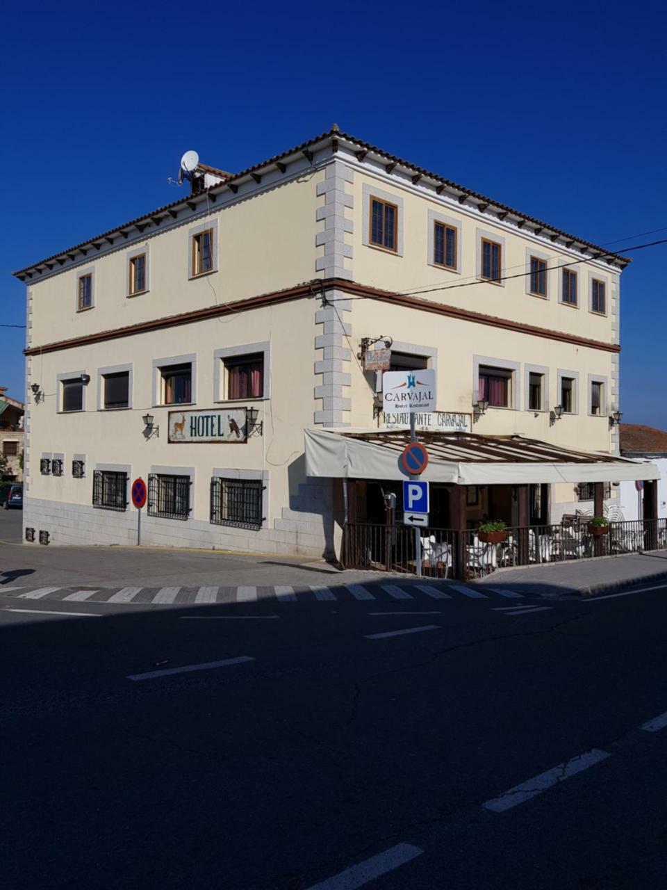 Hotel Carvajal Торрехон-ель-Рубіо Екстер'єр фото